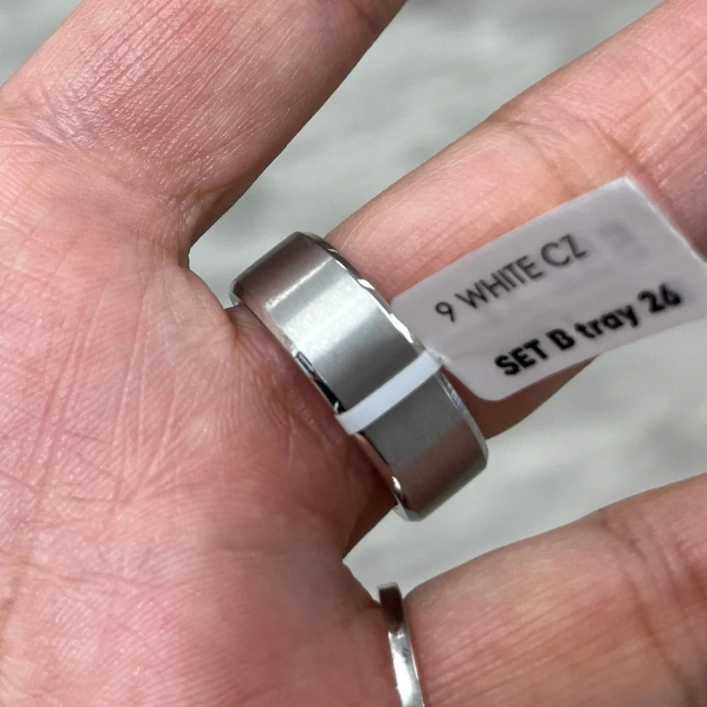 N/A 8mm white